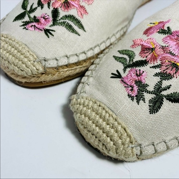 Ann Taylor Womens Espadrilles Flat Size 8W - Picture 1 of 5